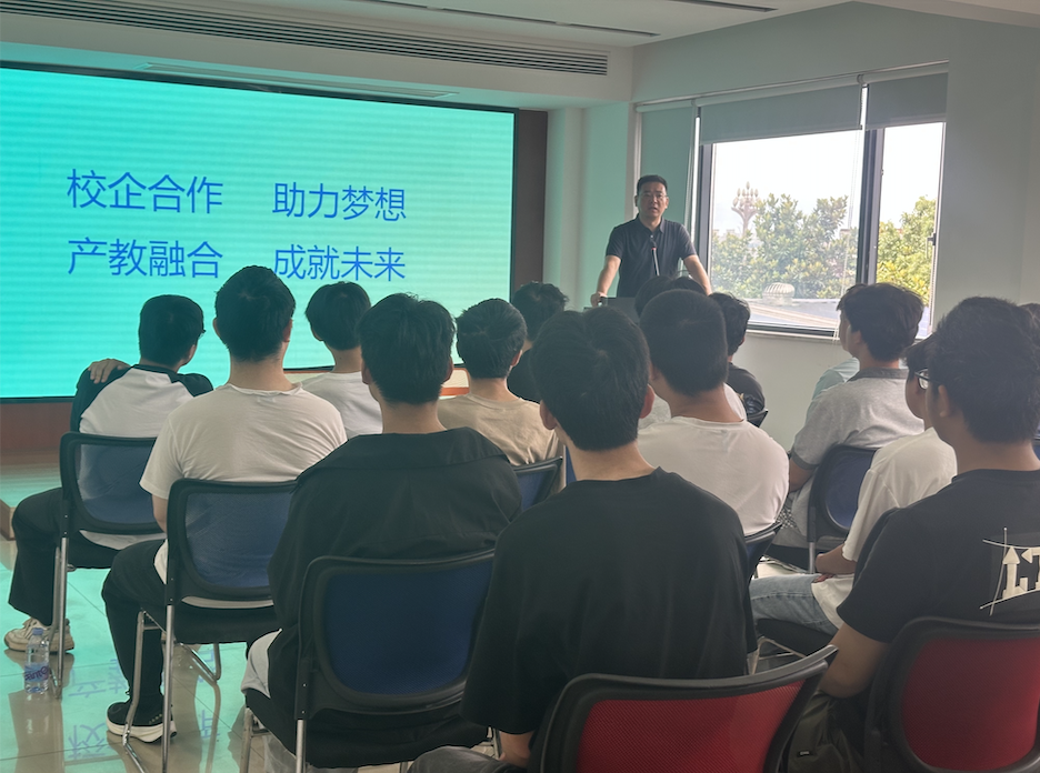 常德湘沅实业有限公司,常德垂直垃圾压缩站,地埋式垃圾压缩站,电动人力斗车,电动三轮高压清运车,电动助力拉车